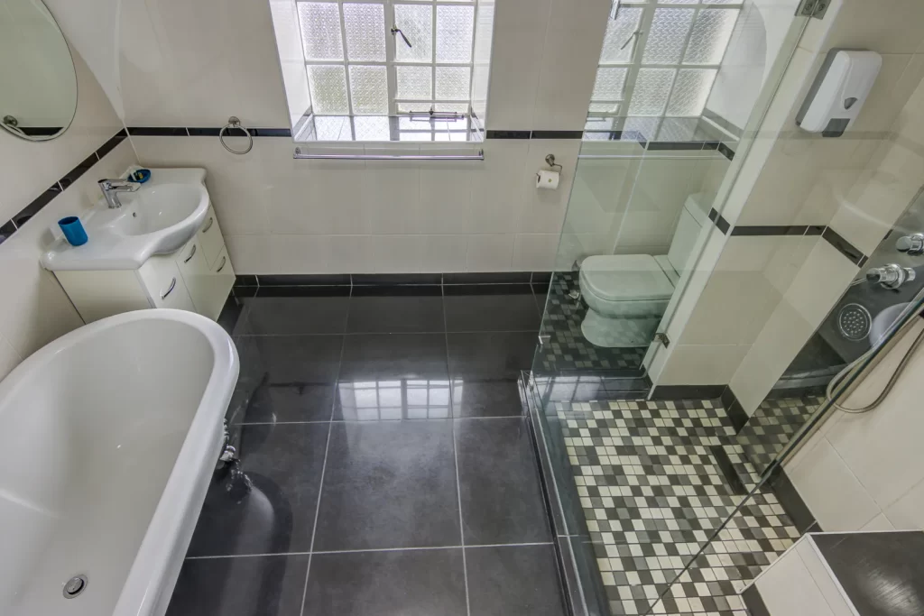 Room 5 Bathroom